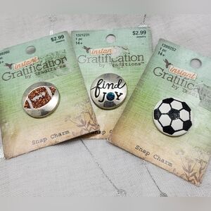 Instant‎ Gratification Traditions Snap Charm Football, Soccer, Joy Lot Of 3 NWT